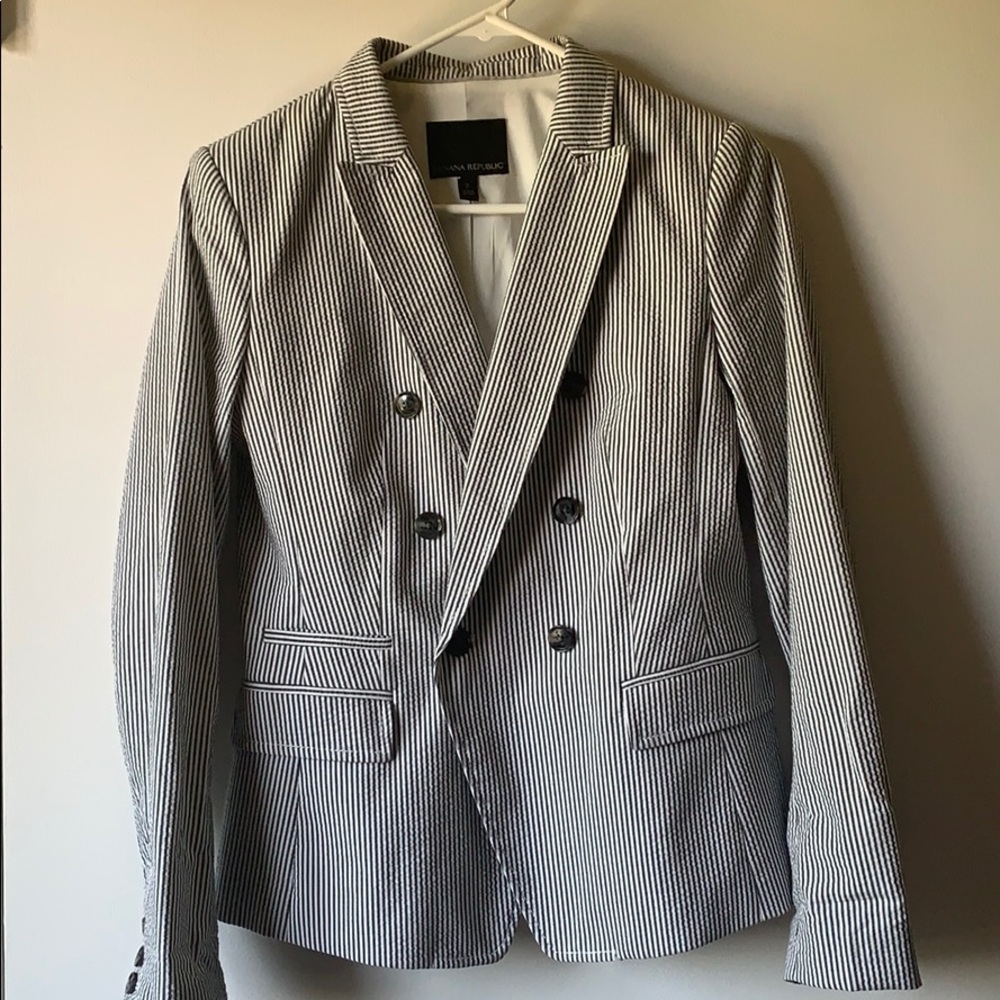 BANANA REPUBLIC WOMEN’S BLAZER